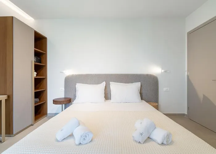 Suitehome Villas With Private Pools By Explore Andros