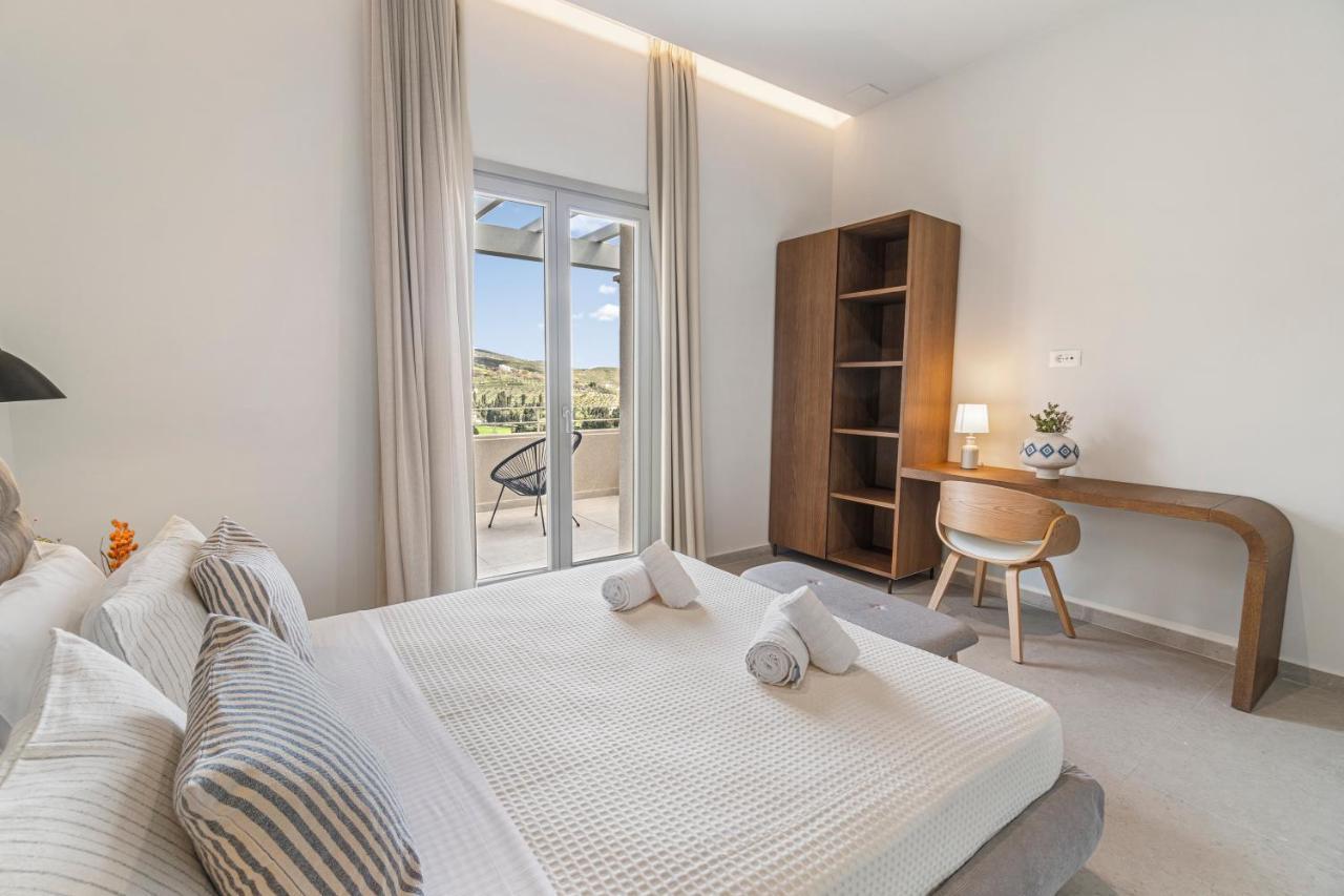Suitehome With Private Pools By Explore Villa