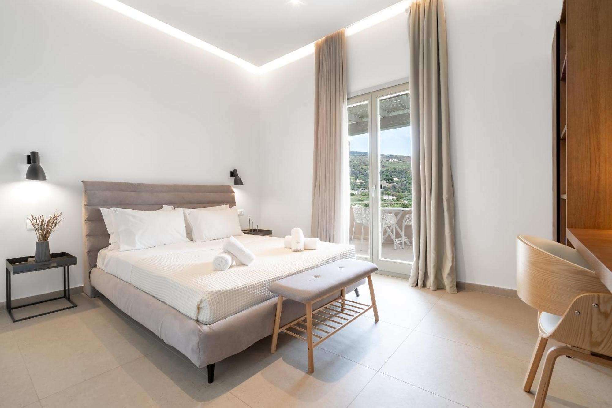 Suitehome With Private Pools By Explore Villa