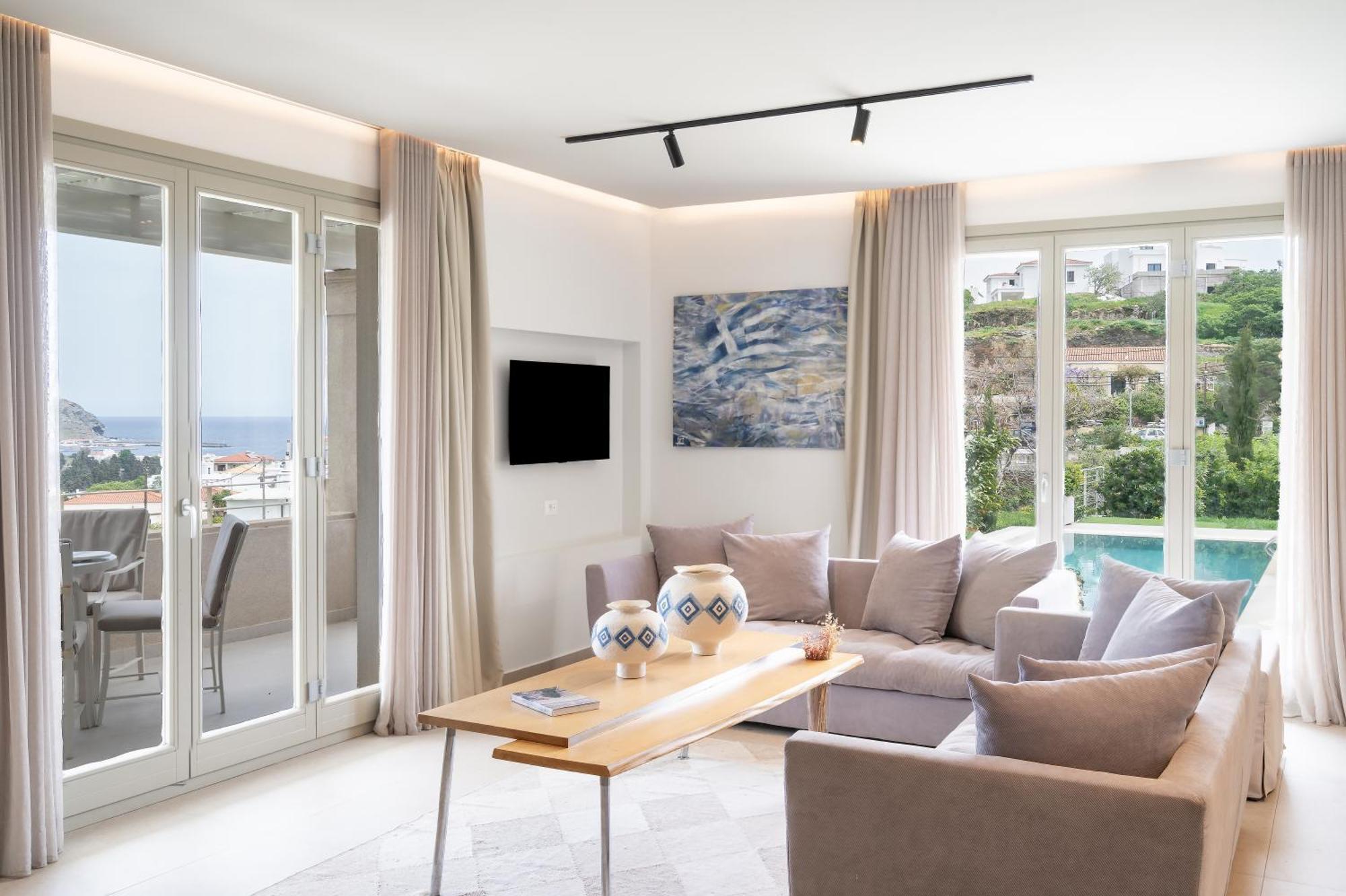 Suitehome With Private Pools By Explore *