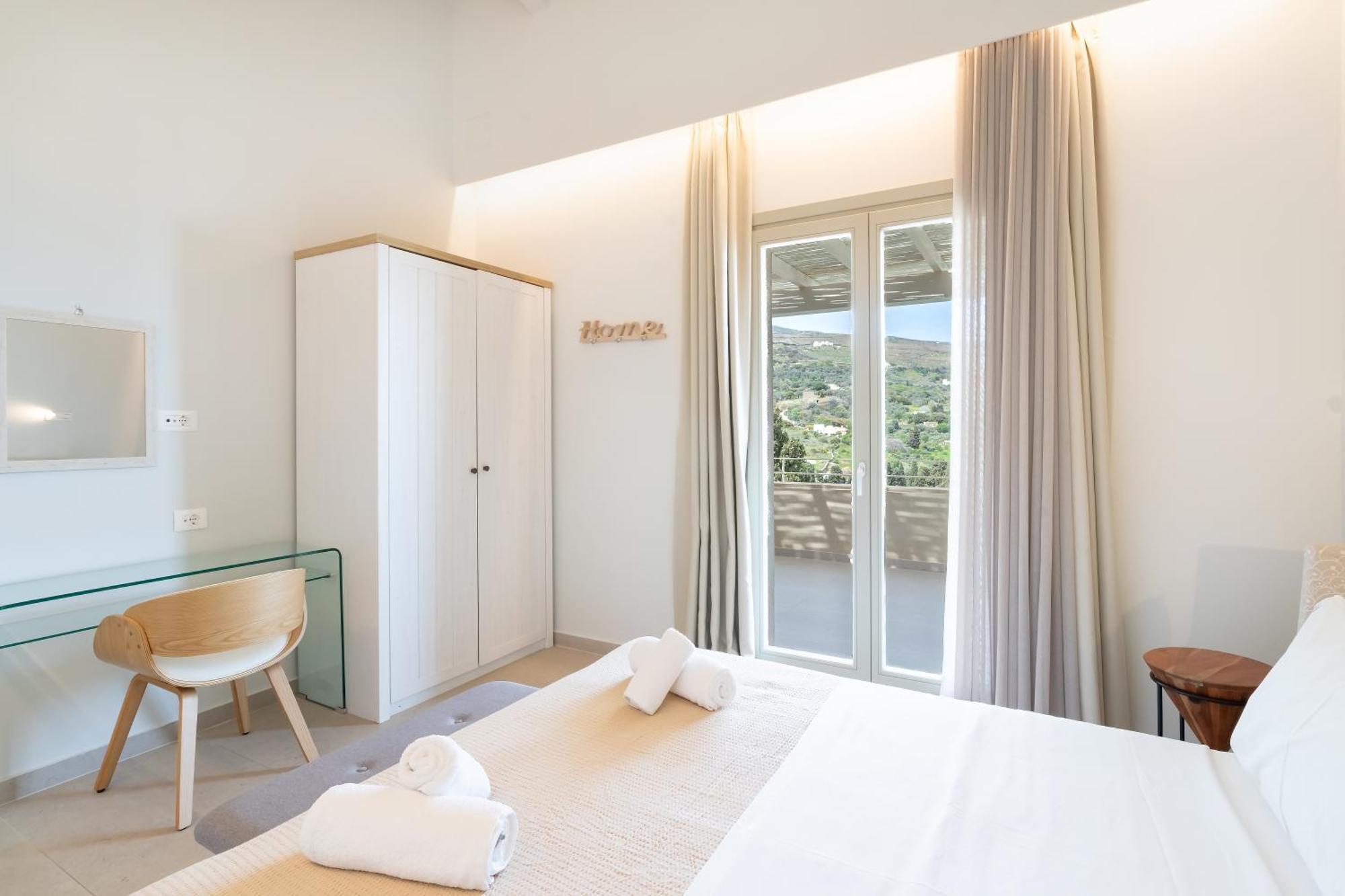 Suitehome With Private Pools By Explore Villa *