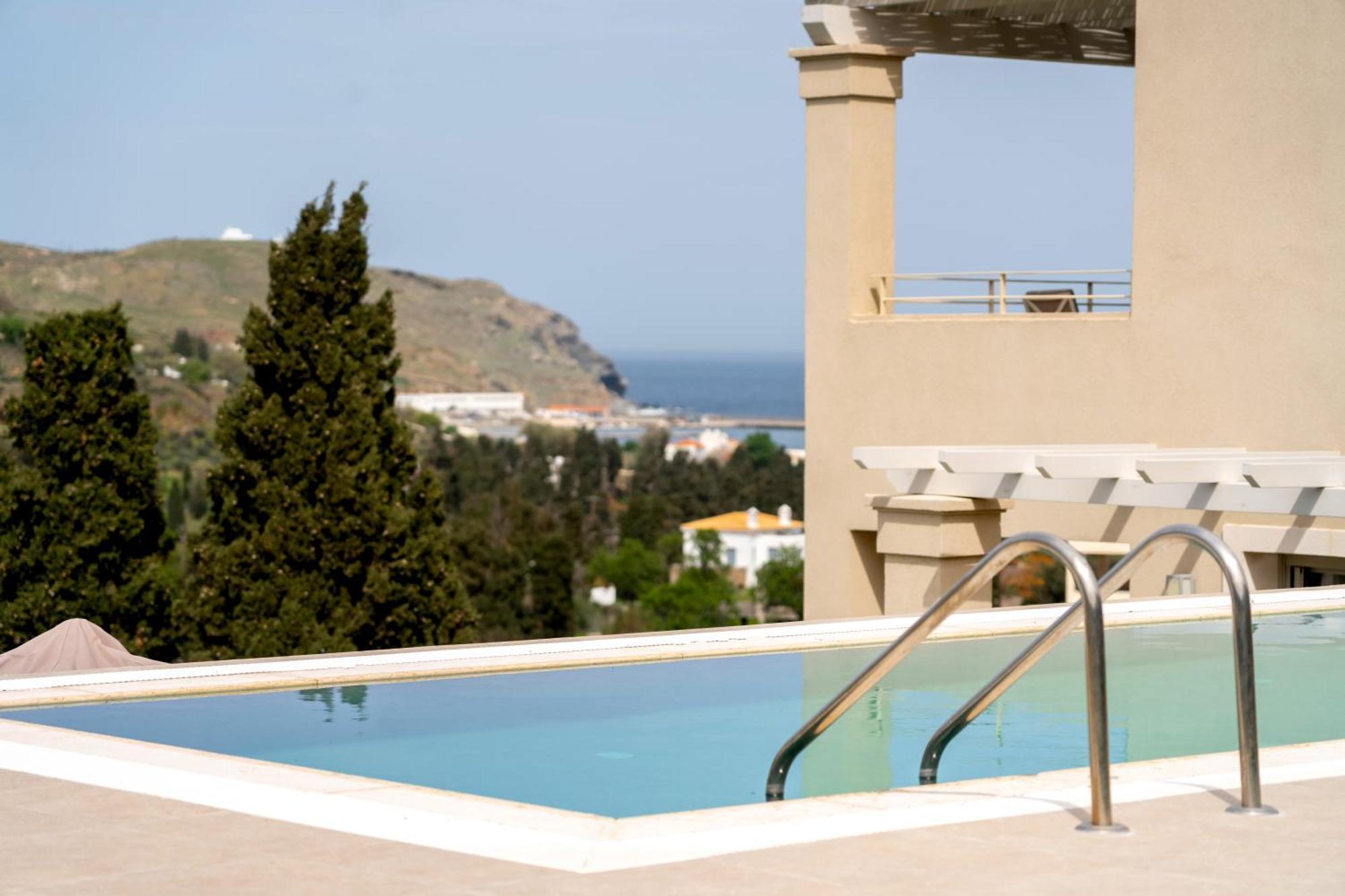 Villa Suitehome With Private Pools By Explore